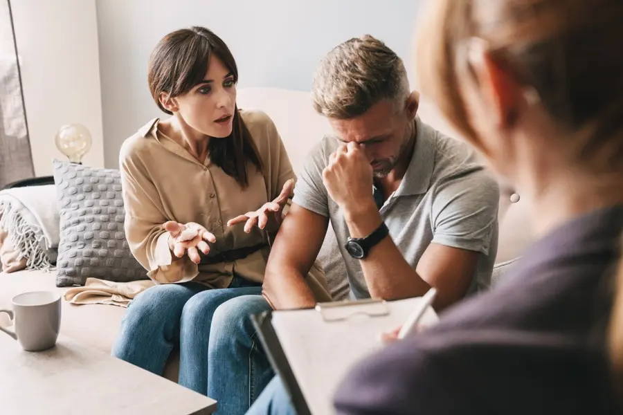a couple attending addiction treatment in Massachusetts